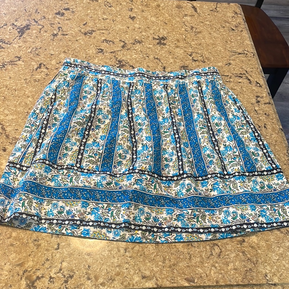 New LOFT Blue and Cream Floral Skirt